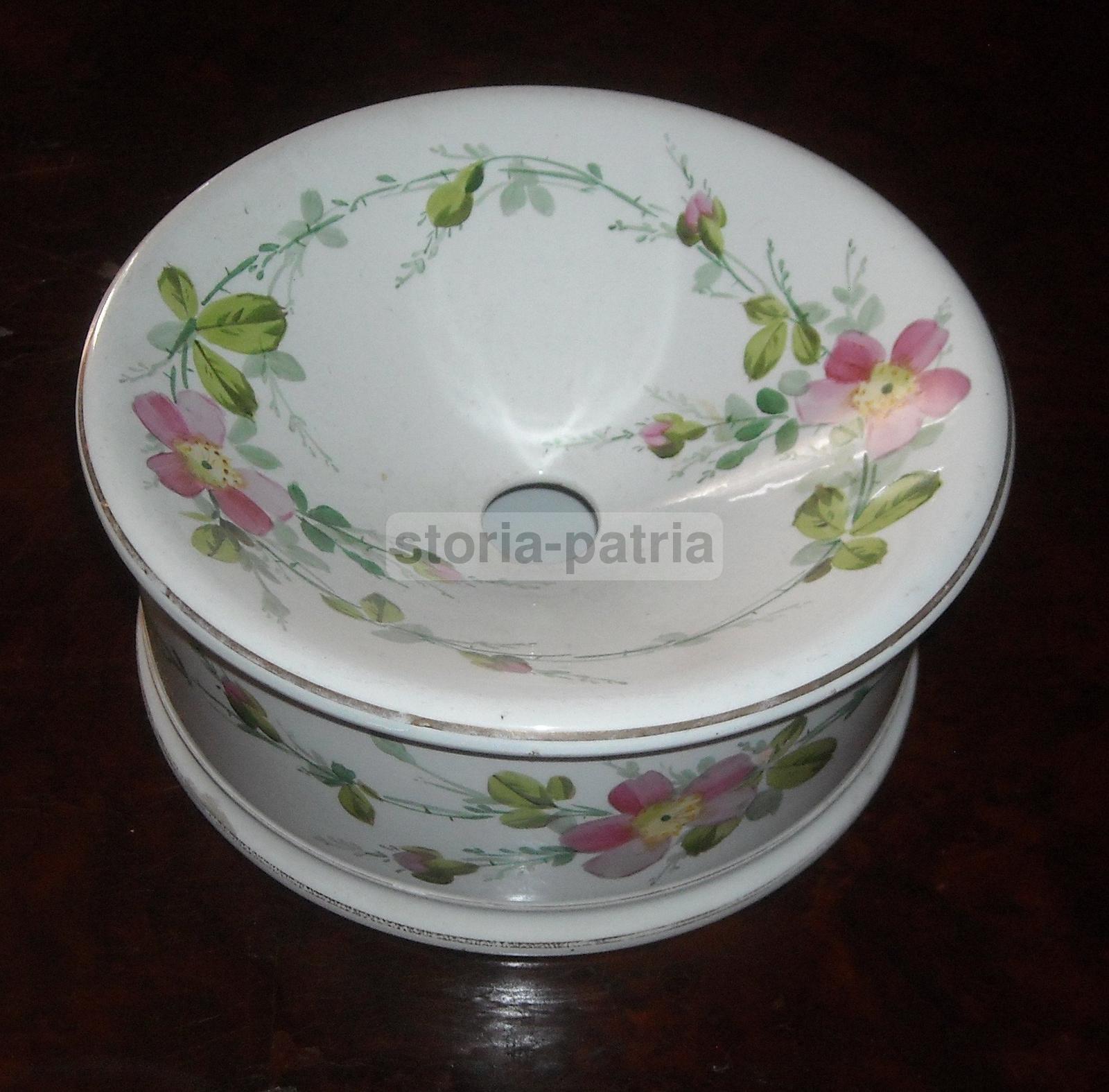 Antica Ceramica Richard, Soprammobile d'Epoca, Da Collezione, Decorazioni Floreali immagine 1