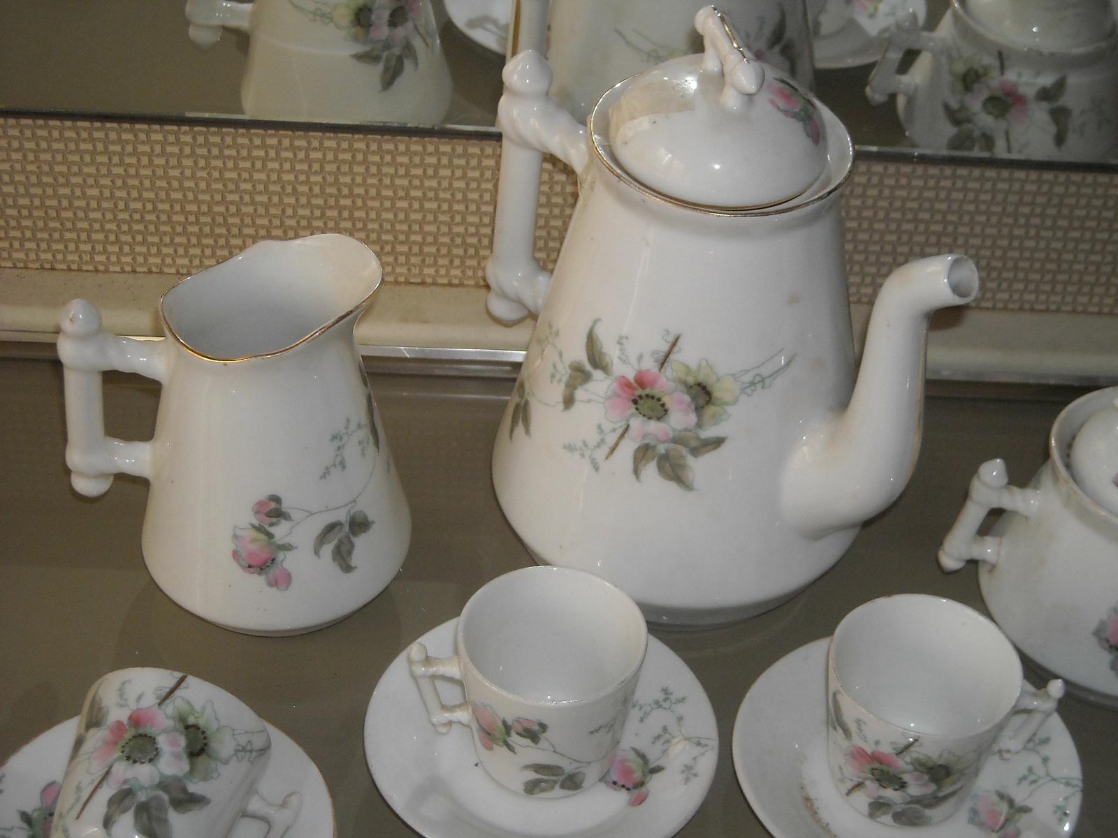 Antico Decorativo Servizio Da Tavola, Porcellana Da Collezione, Floreale, Caffe immagine 6