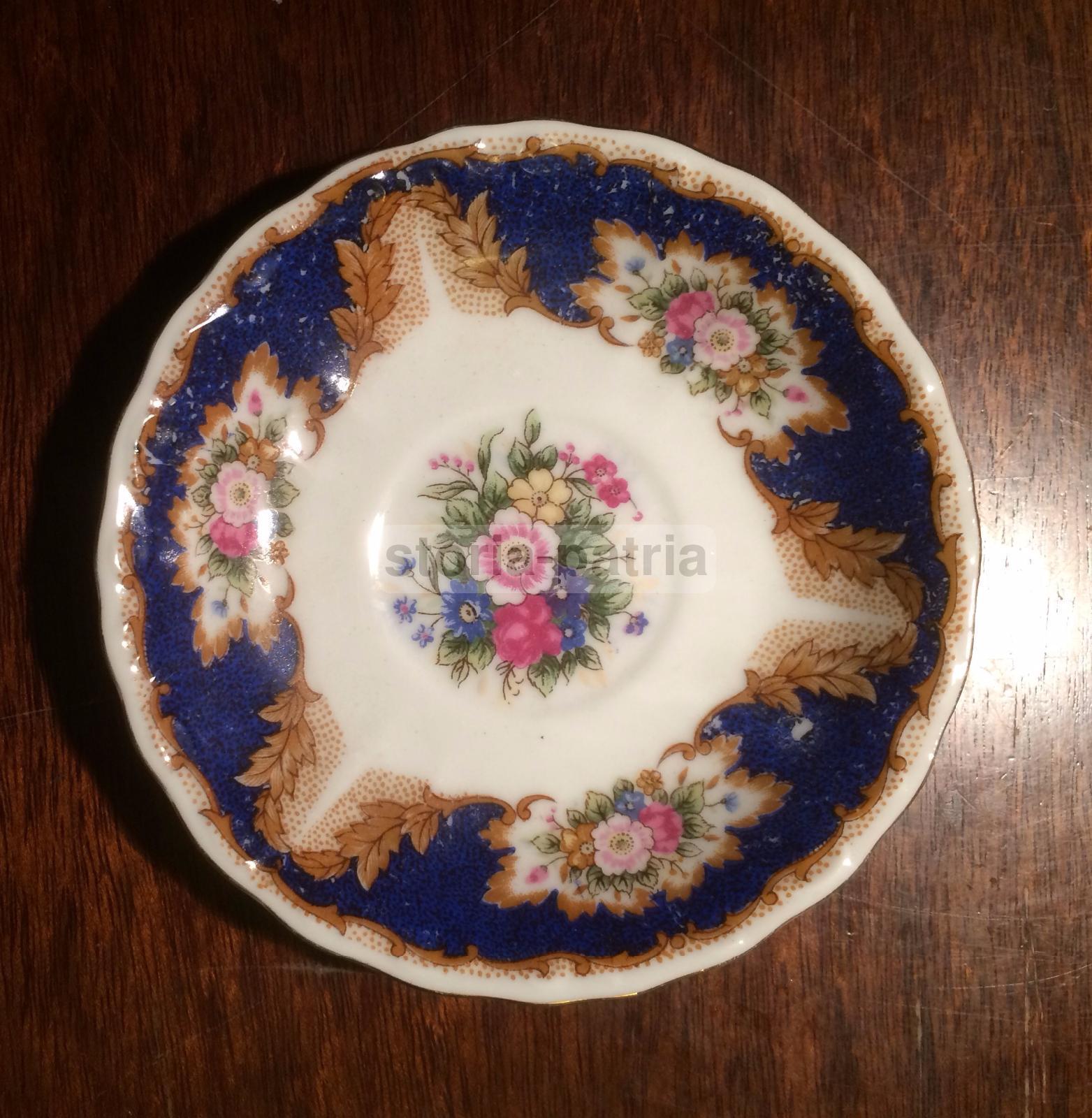 Arte, Artistica Decorazione Floreale, Utile Piattino Da Collezione, Molto Bello immagine 1