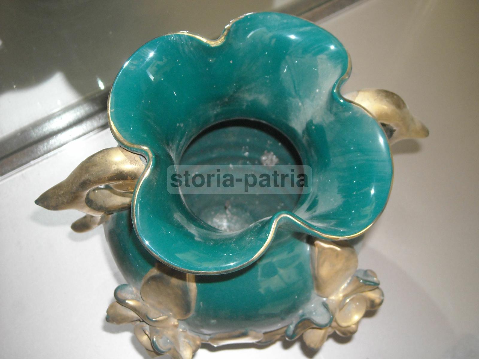 Arte Decorativa, Design, Elegante Vaso Soprammobile, Decori Floreali Dorati Rilievo immagine 5