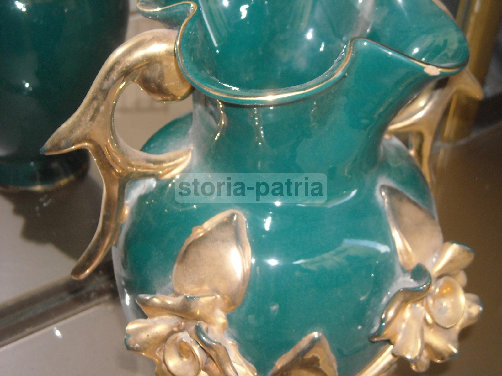 Arte Decorativa, Design, Elegante Vaso Soprammobile, Decori Floreali Dorati Rilievo immagine 7