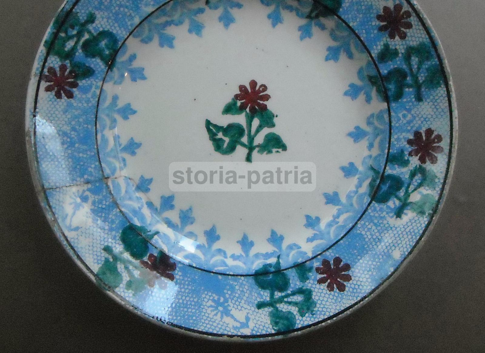 Decorativo Piatto In Ceramica, Decorazione Floreale Policroma, Marchio Araldico immagine 2