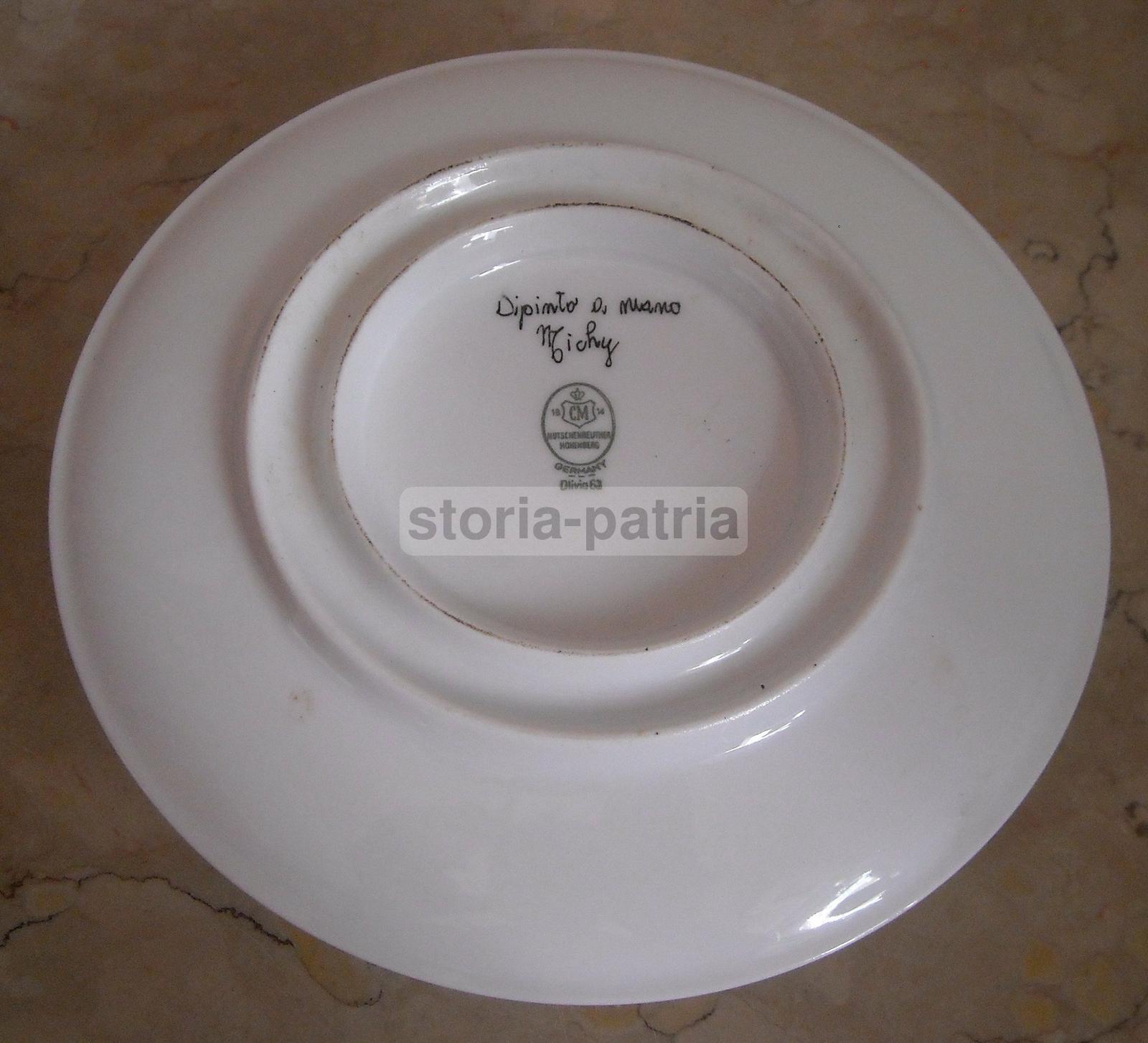 Deliziosa Porcellana Da Collezione, Hutschenreuther, Decori Con Fiori E Frutta immagine 4