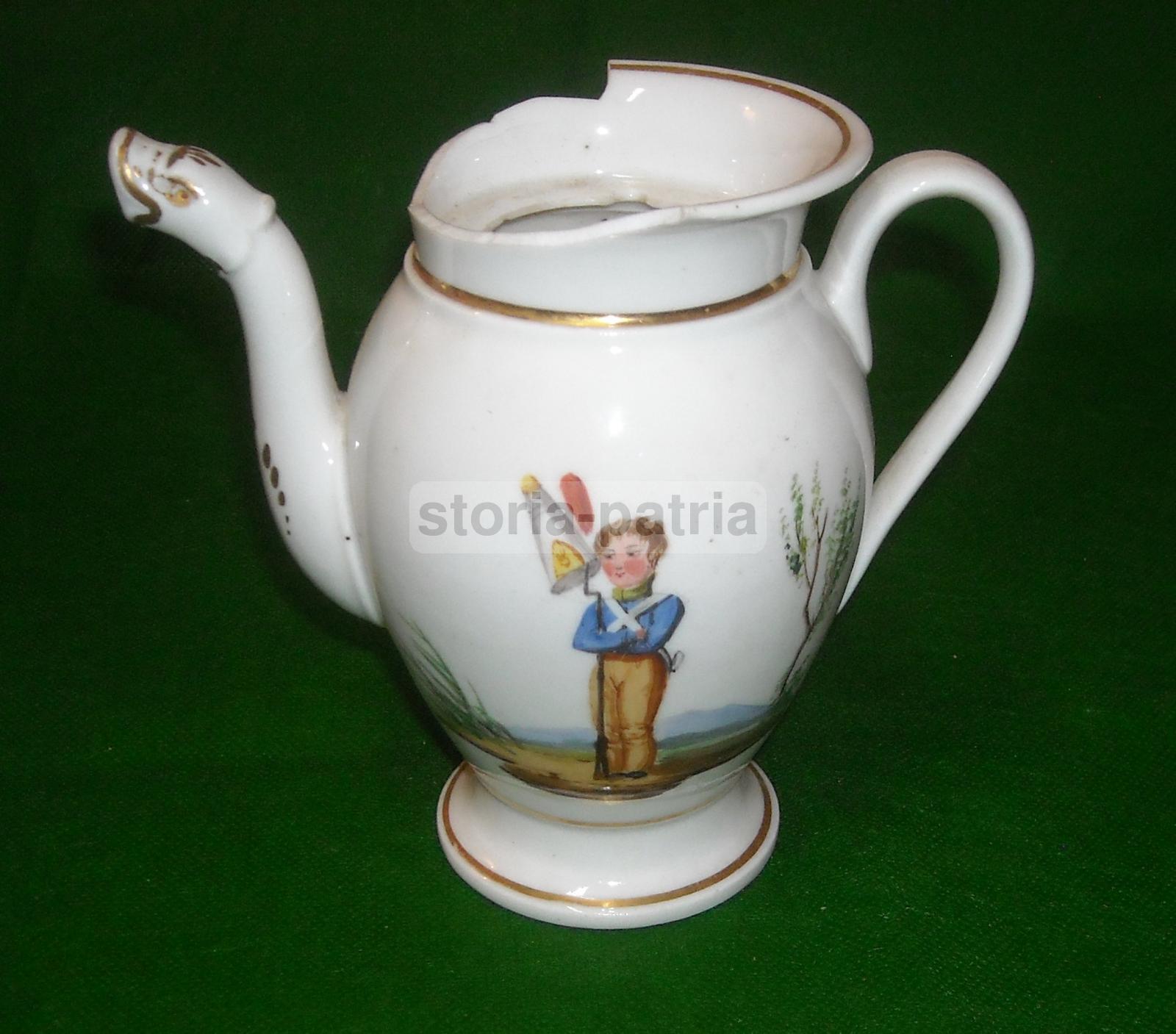 Giochi Di Bimbi, Soldatino, Arte, Folklore, Caffettiera Da Collezione, Da Restaurare immagine 8