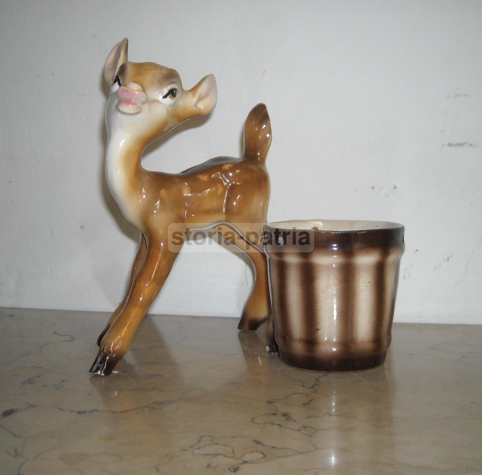 Graziosa Scultura In Ceramica, Cerbiatto Con Cesto, Decorativo Soprammobile, Utile immagine 2