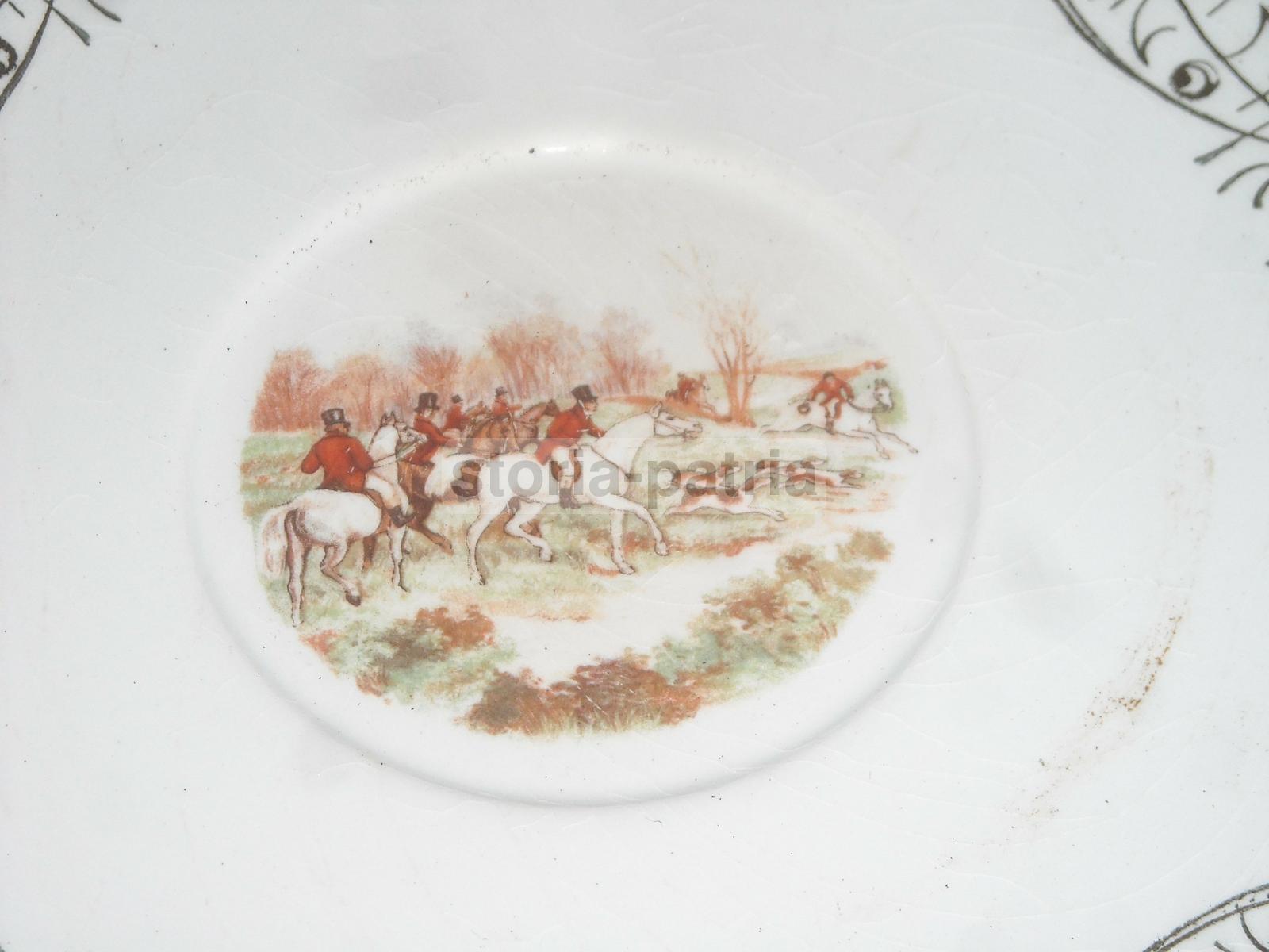 Grazioso Piatto Decorato, Bavaria, Caccia Alla Volpe, Cacciatori A Cavallo, Araldica immagine 3