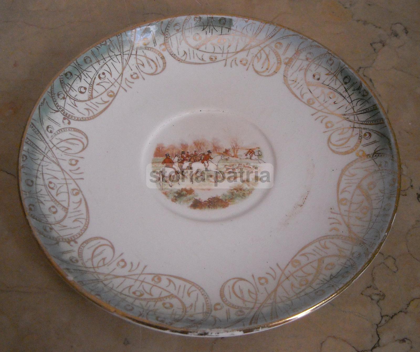 Grazioso Piatto Decorato, Bavaria, Caccia Alla Volpe, Cacciatori A Cavallo, Araldica immagine 4