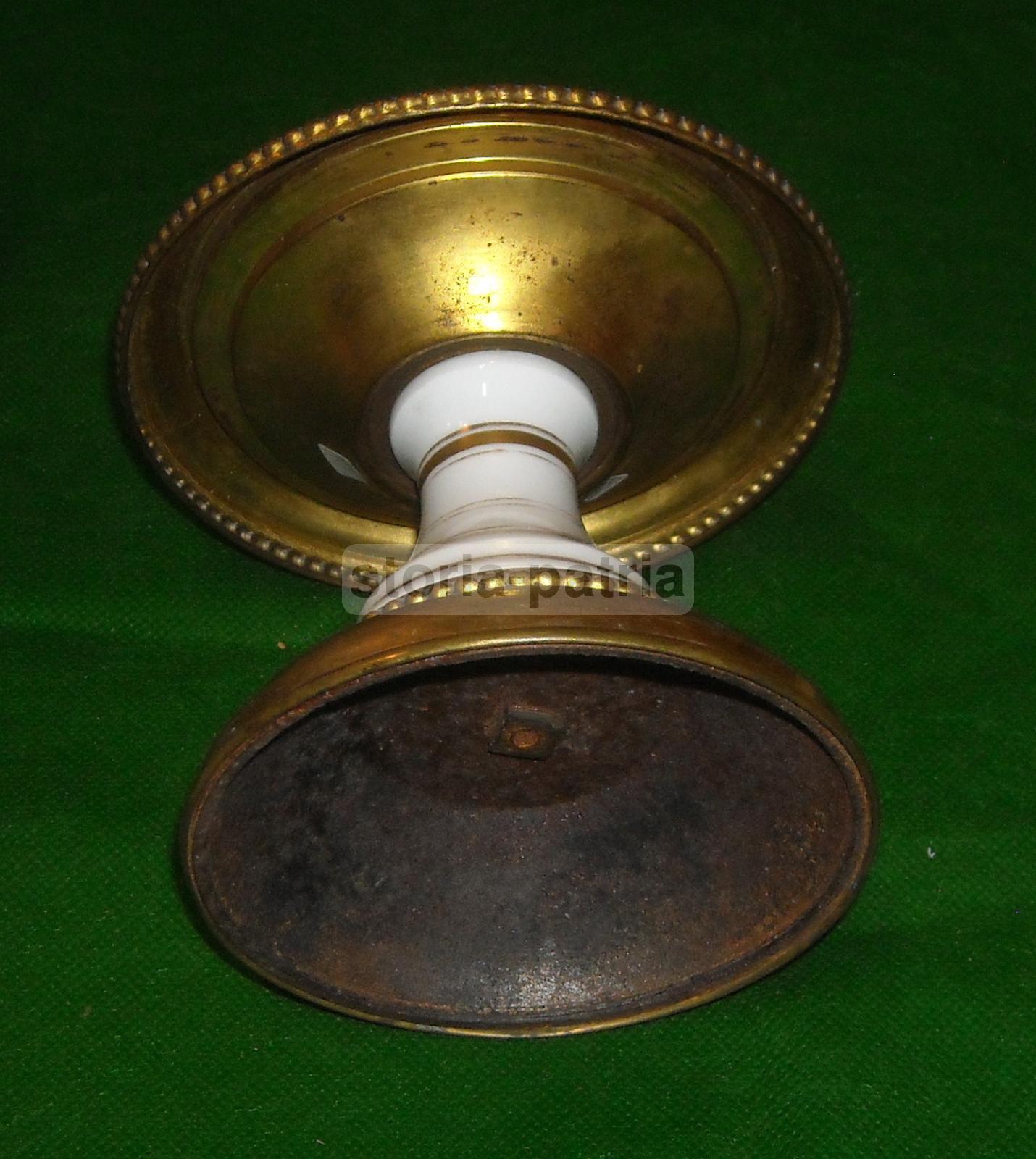 Inusuale Soprammobile Antico, Elegante Alzatina, Porcellana Dorata, Utile Supporto immagine 4