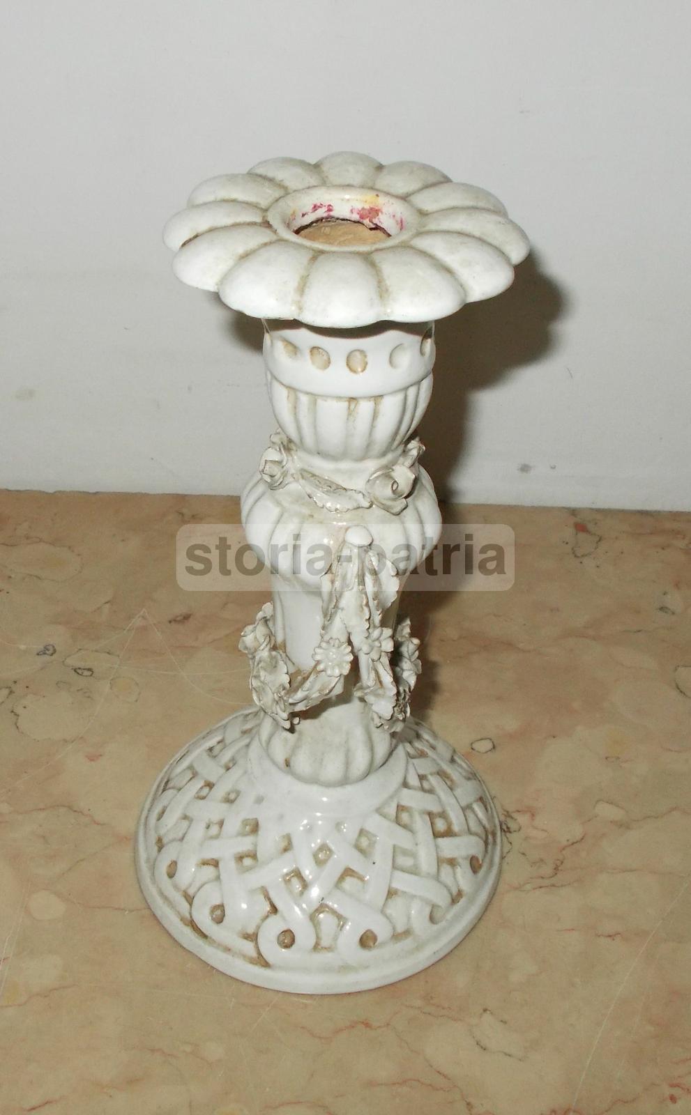 Veneto, Bassano, Decorativo Candeliere, Artistici Motivi Floreali, Da Collezione immagine 4